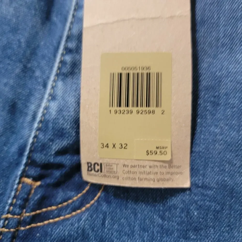 NWT Levis 505 Regular Mens 34x32 Jeans Medium Wash Blue